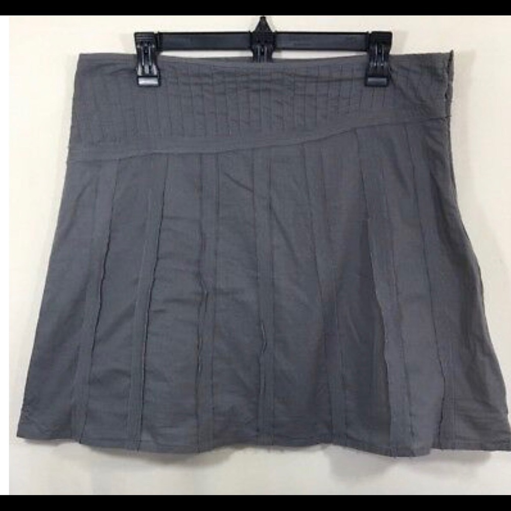 Women’s Akini black Cotton skirt with stripes within the fabric